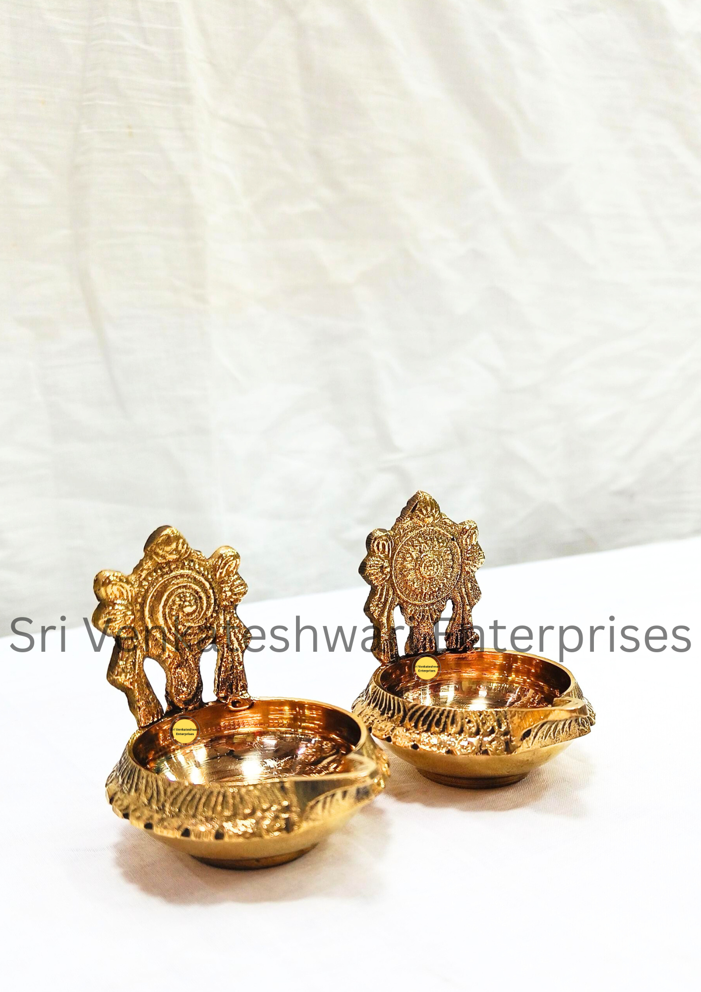 Brass Sangu Chakra Kuberan Vilakku