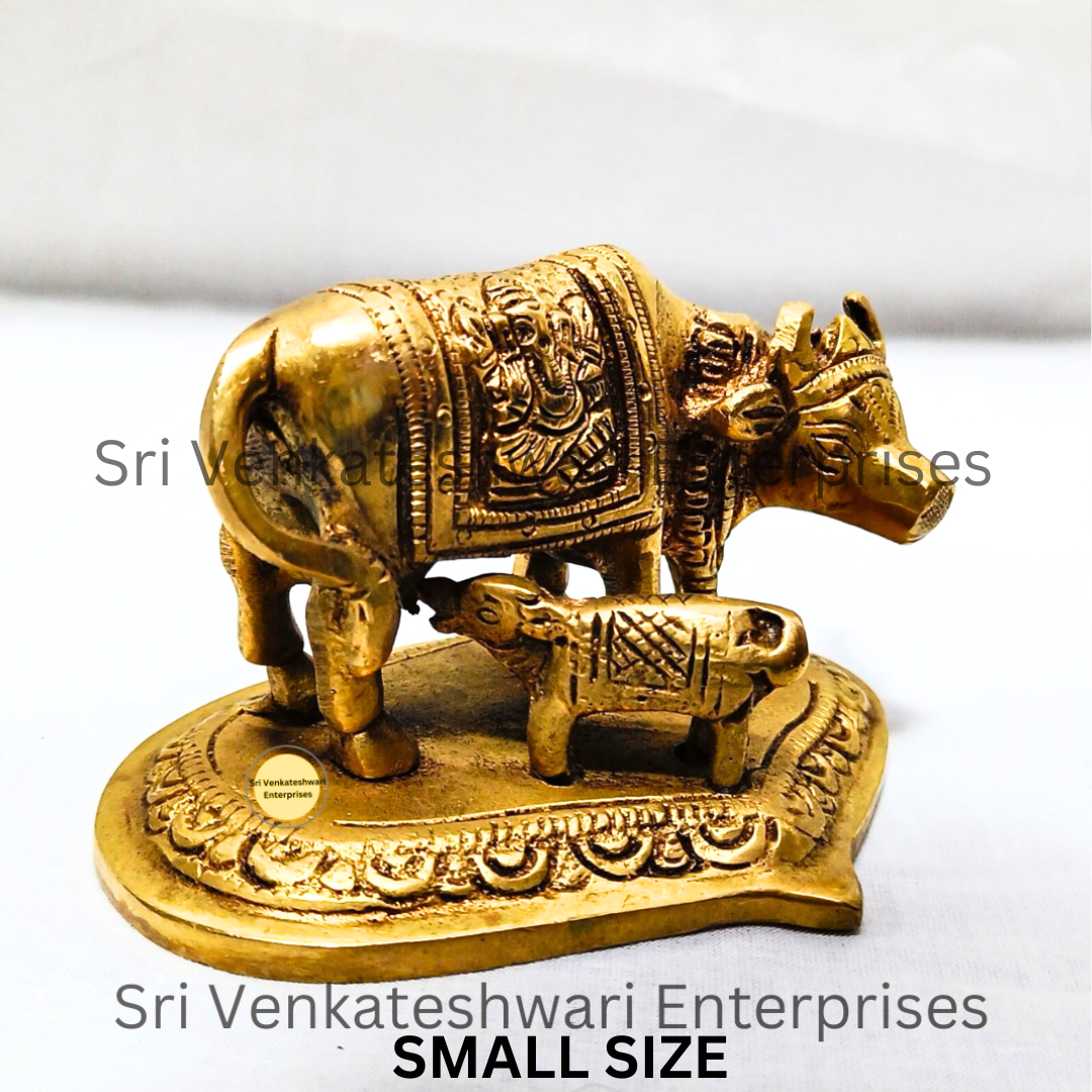 PasuMaadu Silai (Komaadha)