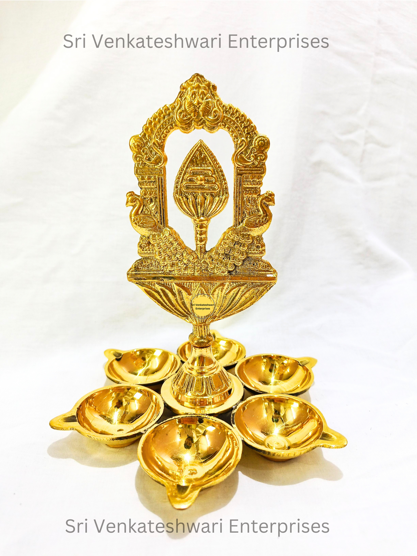 Murugar Aarupadai Nagas Vel Vilakku