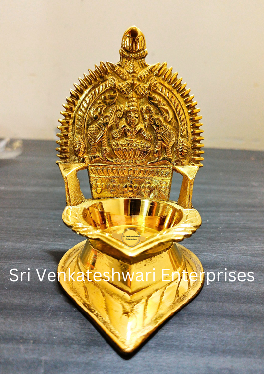 Gajalakshmi Kamakshi Amman Vilakku