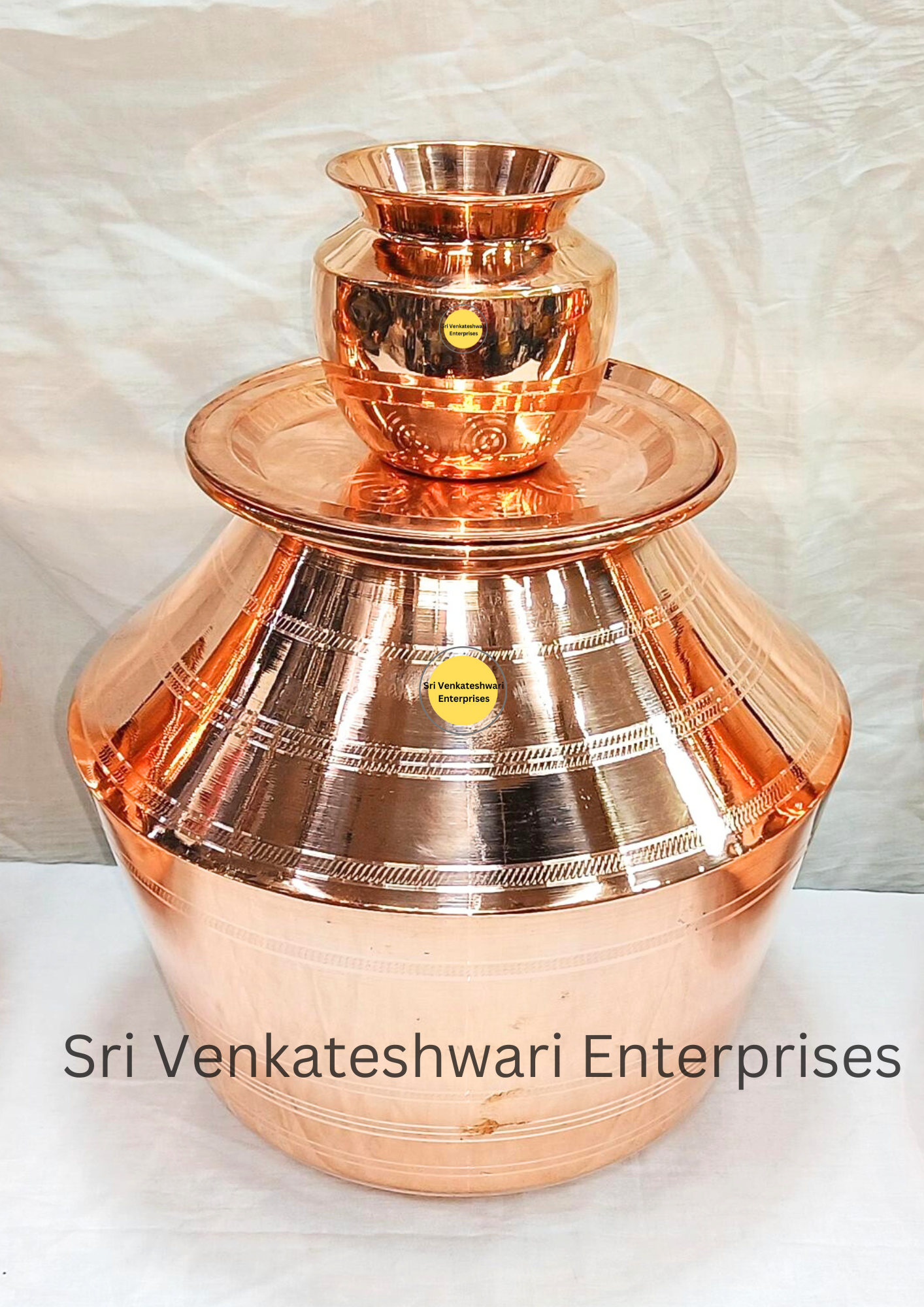 Copper Water Storage Paanai Pot Combo Offer (Pot + Plate + Chombu)