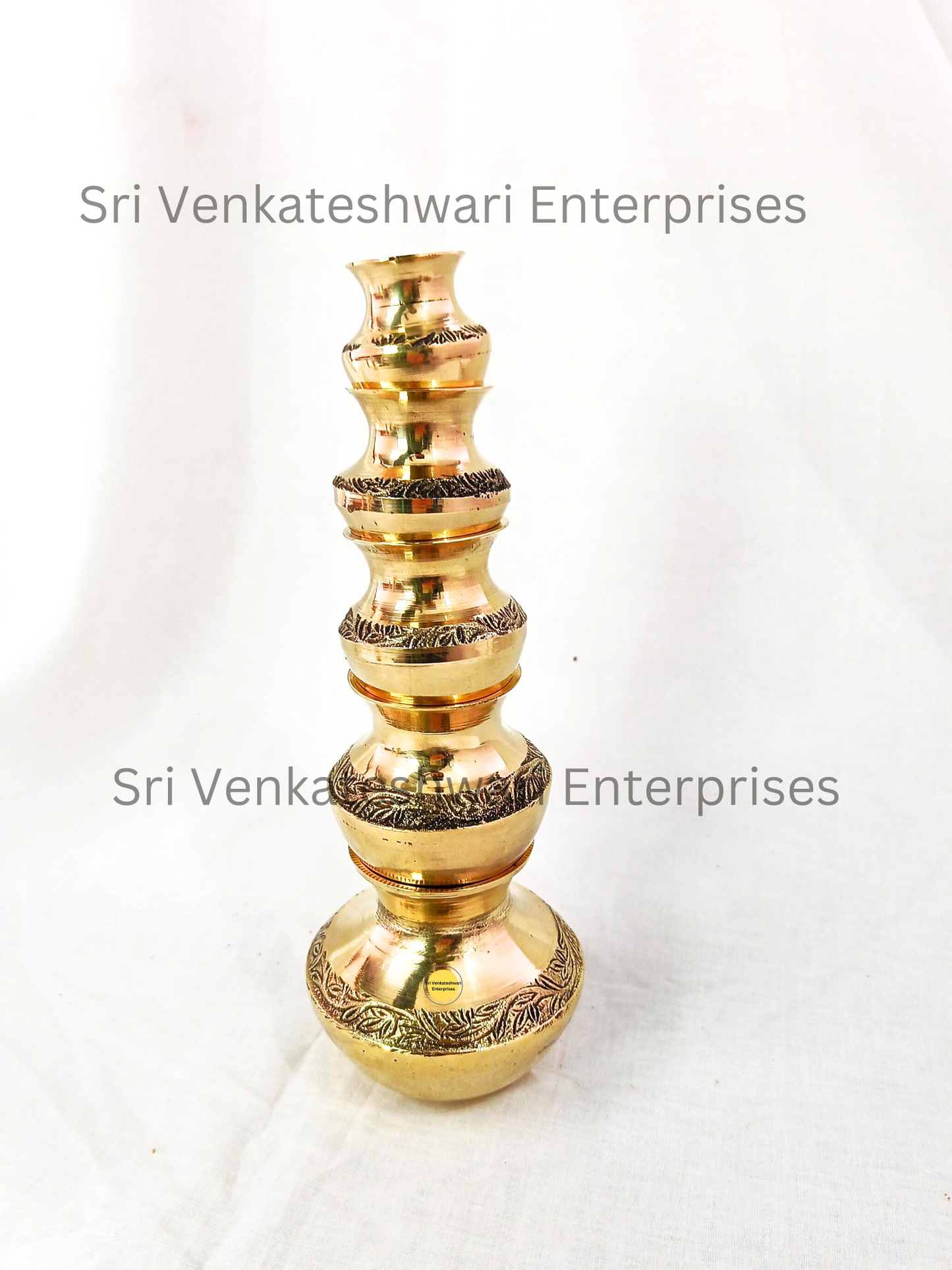 Lakshmi Kubera Paanai
